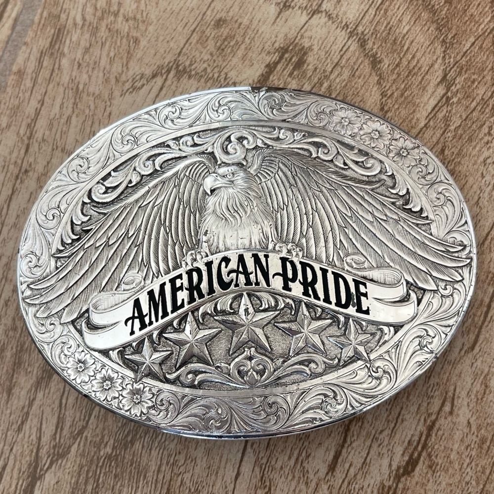 Antiqued American Pride Belt Buckle